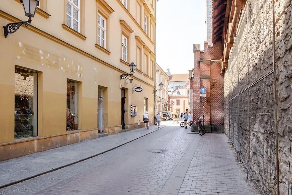 Florianska Gate Luxury Apartments Krakow 2*,  Poland