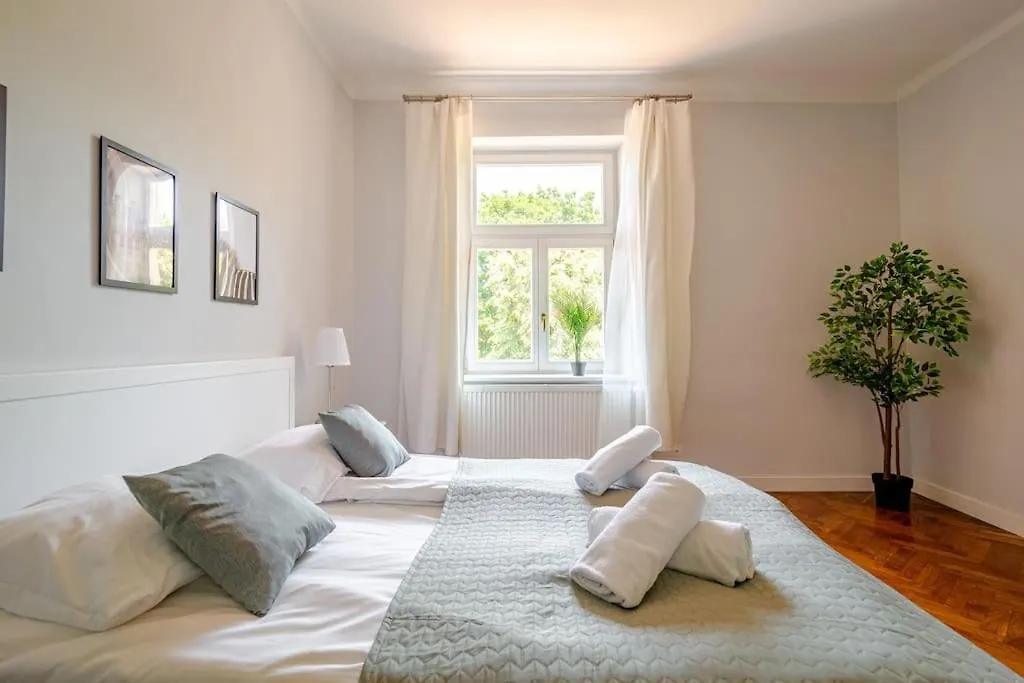 ** Aparthotel Florianska Gate Luxury Apartments Krakow Poland
